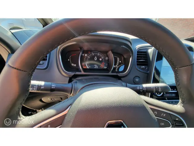 Renault Grand Scénic 1.3 TCe Executive 7p. 2023 Benzine 27