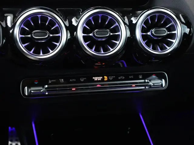 Mercedes-Benz EQA 250+ AMG Line 71 kWh 2023 Elektrisch 30