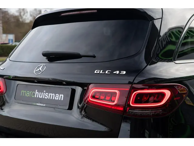 Mercedes-Benz GLC AMG 43 4MATIC Premium 2019 Benzine 34