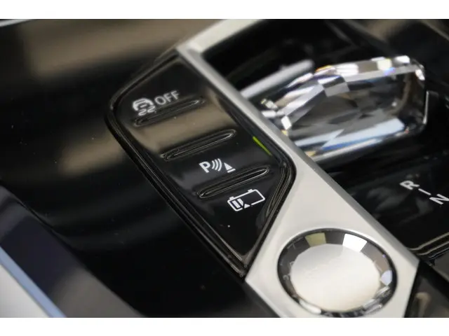 BMW X5 xDrive50e 2025 Hybride Benzine 18