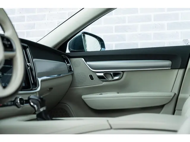 Volvo V90 T4 Momentum Aut 2018 Benzine 7