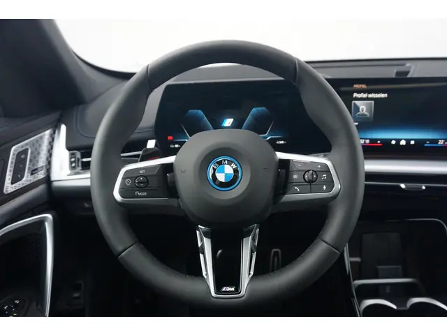 BMW iX1 eDrive20 2025 Elektrisch 12