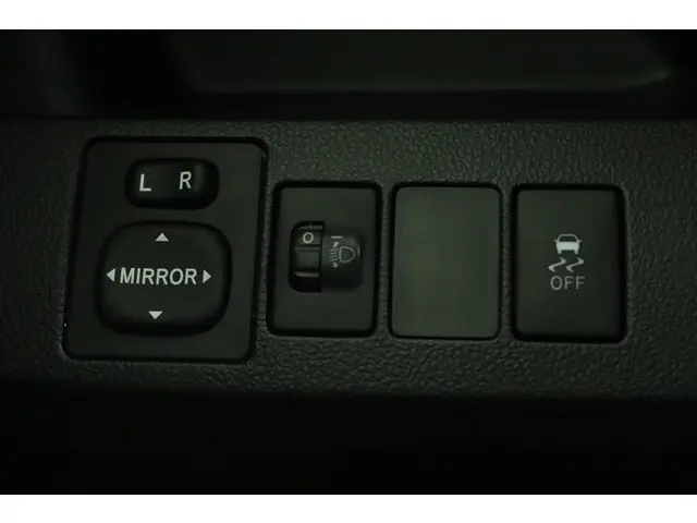 Toyota Verso-S 1.3 VVT-i Dynamic 2015 Benzine 30