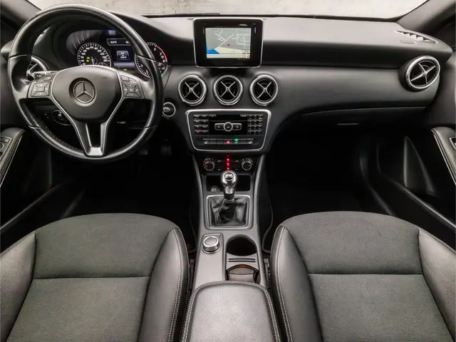 Mercedes-Benz A-Klasse 180 Sport 2013 Benzine 6