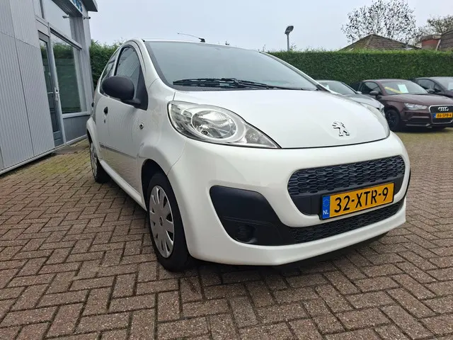 Peugeot 107 1.0 Airco Rijklaar 2012 Benzine 6