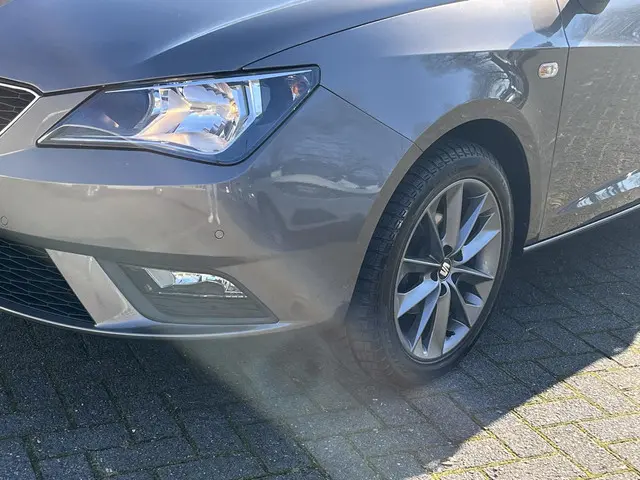 SEAT Ibiza 1.2 TSi Aut. I-Tech 2015 Benzine 7