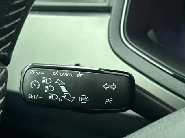 SEAT Ibiza 1.0 TSI Style Business Intense 2019 Benzine 6