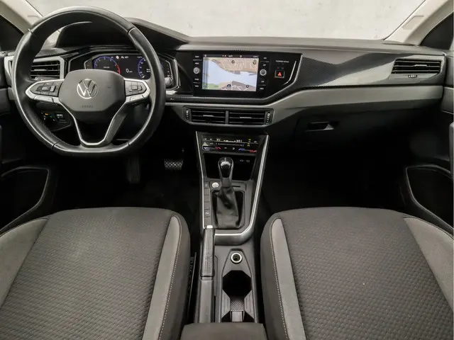 Volkswagen Polo 1.0 TSI Sportline 2023 Benzine 6