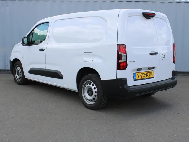 Opel Combo 1.5D 100 L2H1 2024 Diesel 5