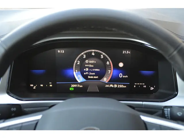 Volkswagen T-Roc 1.0 TSI Life Edition 2025 Benzine 16