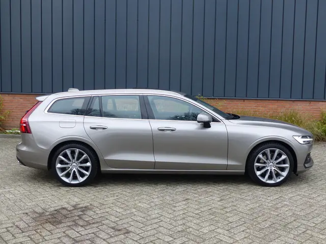 Volvo V60 B3 Business Pro 2020 Benzine 6