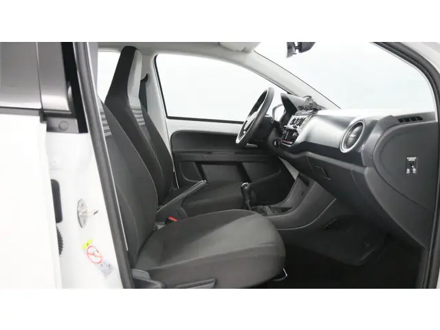 Volkswagen up! 1.0 65pk 2021 Benzine 17