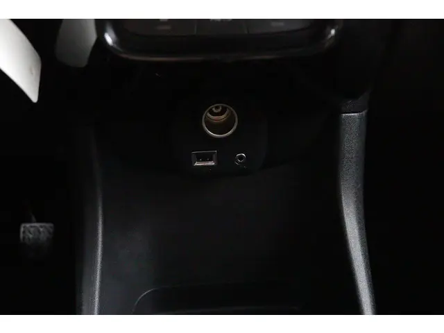 Peugeot 108 1.0 e-VTi Blue Lease Executive 2020 Benzine 39