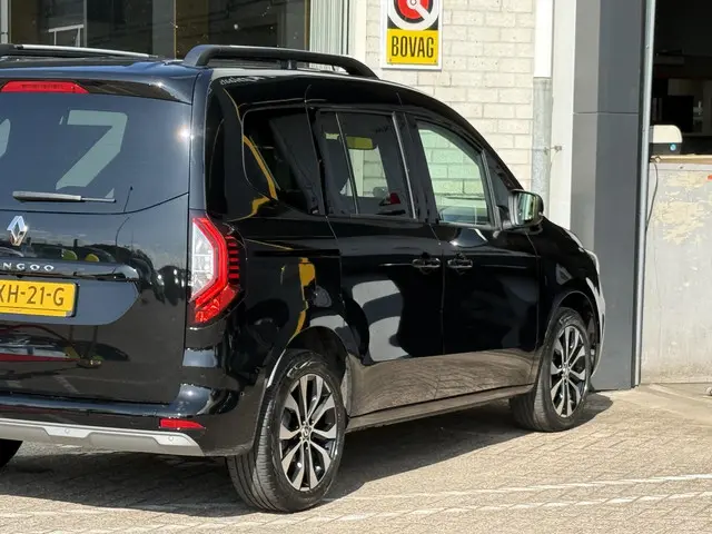 Renault Kangoo 1.3 TCe 100 Intens 2024 Benzine 13