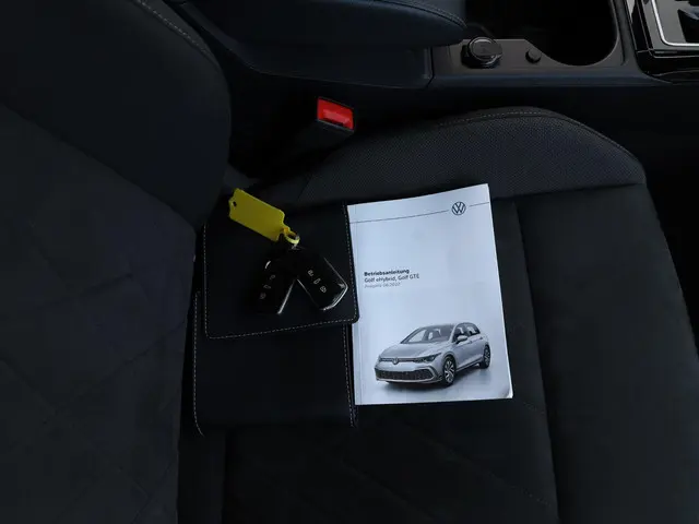 Volkswagen Golf 1.4 eHybrid PHEV 2022 Hybride Benzine 19