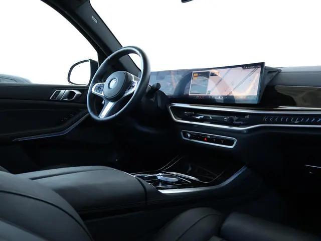 BMW X5 xDrive50e 2025 Hybride Benzine 19