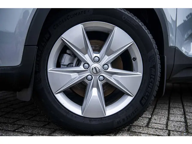 Volvo XC40 2.0 B4 Core 2024 Benzine 31