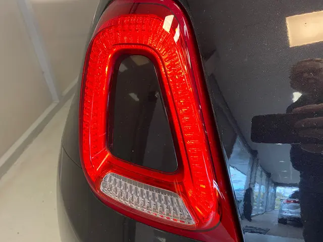 Fiat 500 1.2 Young | AIRCO | CRUISE | LM VELGEN | 2019 Benzine 23