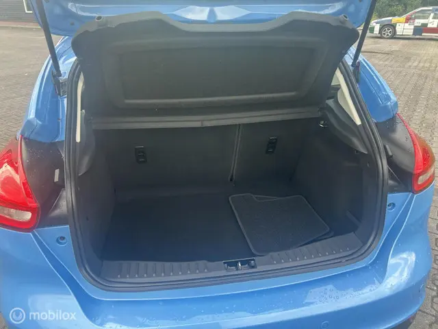 Ford Focus 1.5 Titanium 2017 Benzine 6