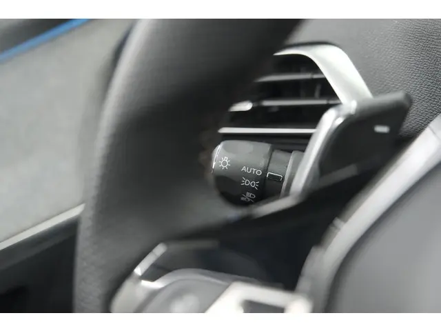 Peugeot 3008 HYbrid4 300 GT 2023 Hybride Benzine 45