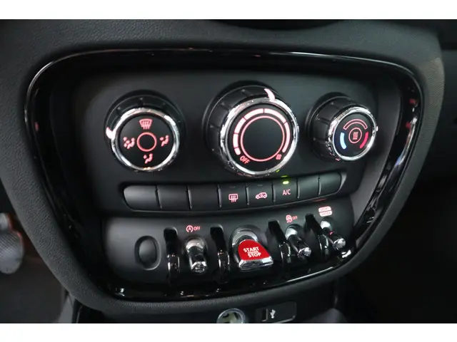 MINI Clubman One 2022 Benzine 15