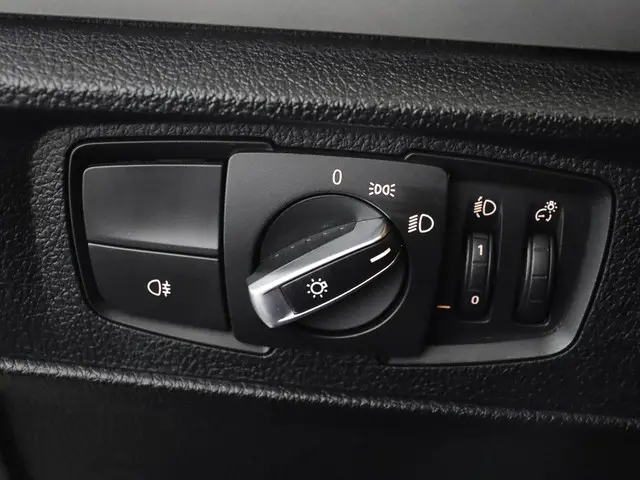 BMW 1 Serie 116i Business Limited Edition 2012 Benzine 32