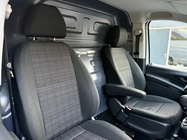 Mercedes-Benz Vito 114 CDI Lang 2019 Diesel 12