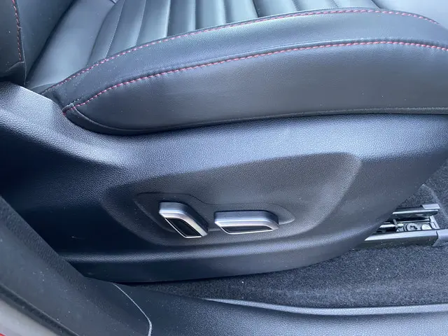 MG EHS 1.5 TGDI Luxury 2022 Hybride Benzine 40