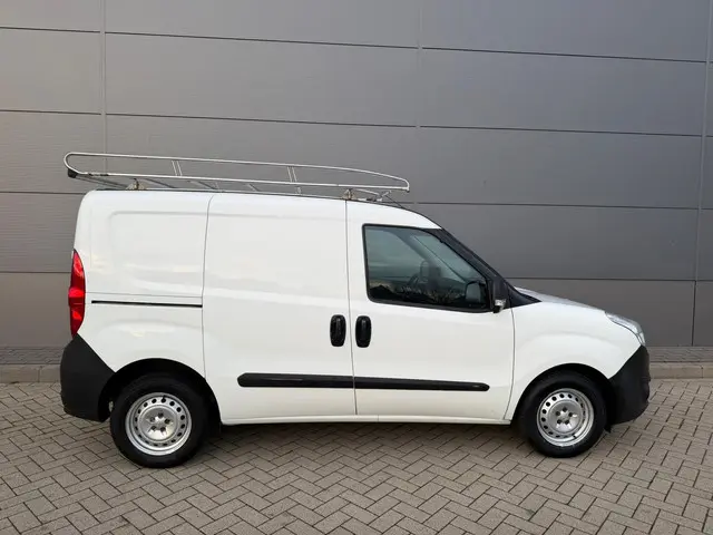 Opel Combo 1.3 CDTi L1H1 Edition 2018 Diesel 7