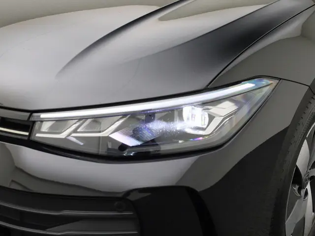 Volkswagen Passat Variant 1.5eTSI/150PK DSG 2024 Benzine 13