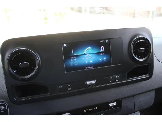Mercedes-Benz Sprinter 314 2.2 CDI L2H2 2019 Diesel 16
