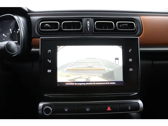 Citroën C3 1.2 PureTech S&S Shine zwart 2017 Benzine 20