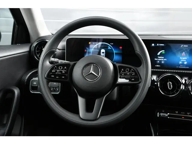 Mercedes-Benz A-Klasse 160 Advantage 2018 Benzine 11