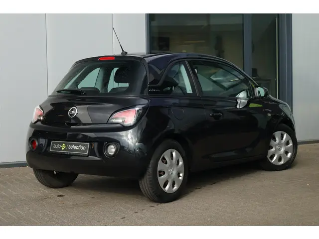 Opel ADAM 1.2 2013 Benzine 2