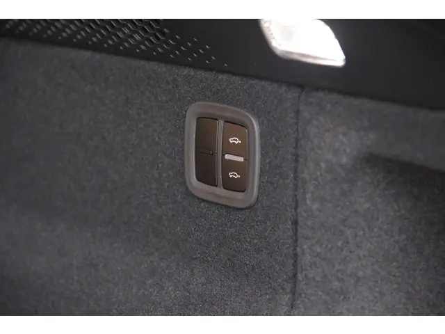 Porsche Macan 100 kWh 2025 Elektrisch 47