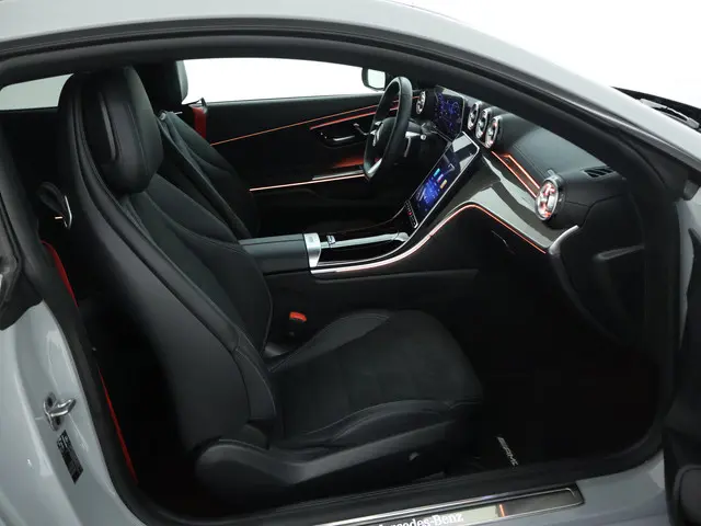 Mercedes-Benz CLE Coupé 200 AMG 2024 Hybride Benzine 31