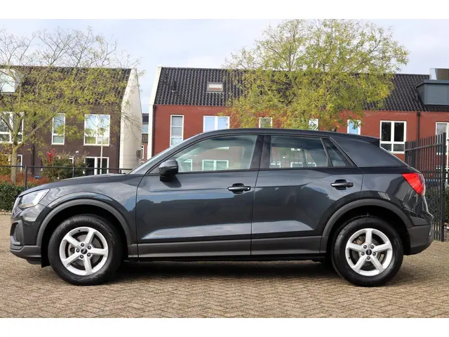 Audi Q2 30 TFSI Pro Line 2022 Benzine 4