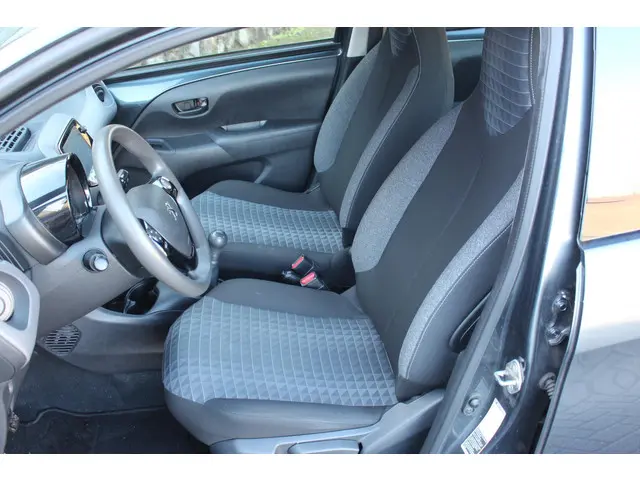 Peugeot 108 1.0 e-VTi Active 2020 Benzine 7