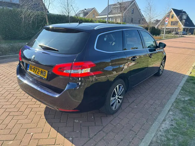 Peugeot 308 SW 1.2 PureTech Active 2019 Benzine 6