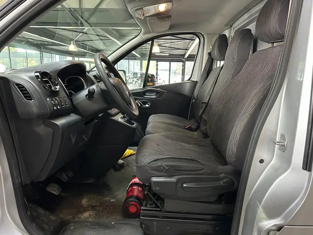 Renault Trafic 2.0 dCi 120 Pk Airco/ PDC 2020 Diesel 9