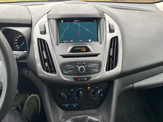 Ford Transit Connect 1.5 TDCI L2 Trend 2018 Diesel 13