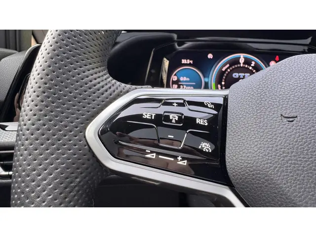 Volkswagen Golf 1.4 eHybrid GTE 2023 Hybride Benzine 24