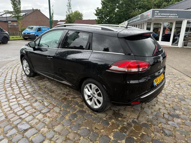 Renault Clio Estate 0.9 TCe Limited 2017 Benzine 3