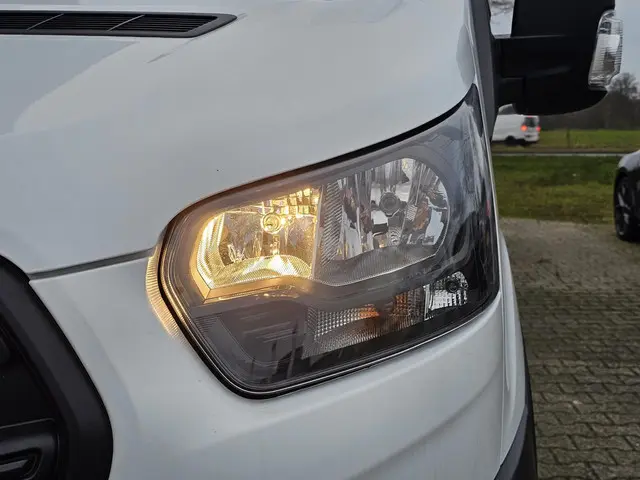 Ford Transit 350 2.0 TDCI L3H2 Trend 2024 Diesel 24