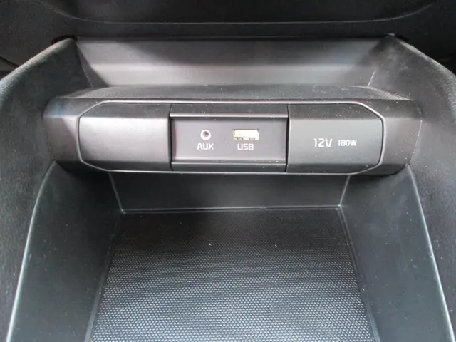 Kia Stonic 1.0 T-GDi DynamicLine 2020 Benzine 13