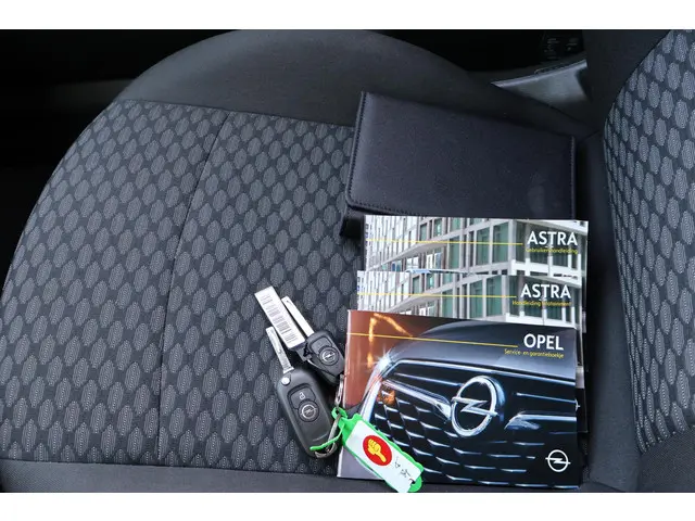 Opel Astra 1.2 Edition 2020 Benzine 7