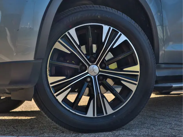 Mitsubishi ASX 1.6 Cleartec Instyle 2015 Benzine 8
