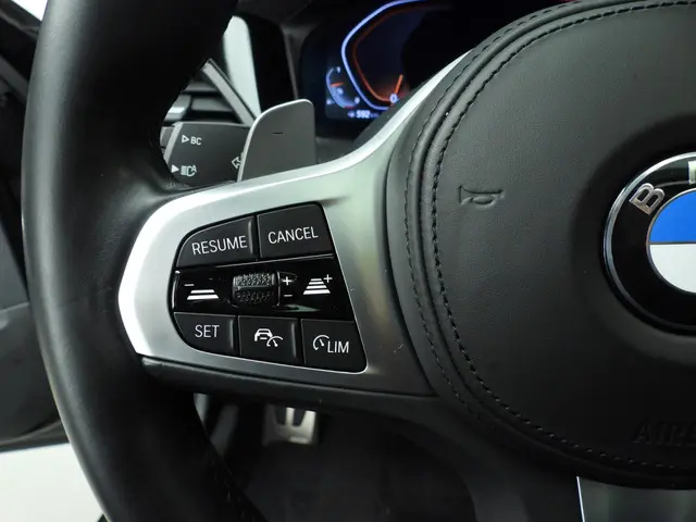 BMW 3 Serie Touring 330i xDrive 2022 Benzine 13