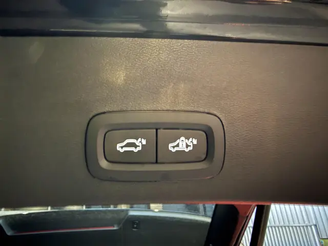 Volvo XC40 2.0 B3 Essential Edition 165PK 2025 Benzine 9