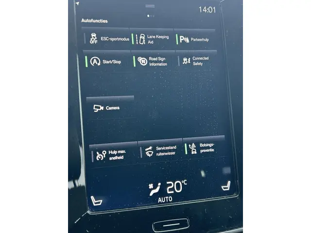 Volvo XC40 1.5 T3 Momentum 2019 Benzine 12